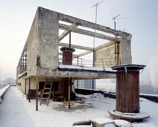 Narkomfin Building, Moscow, 1928-1932, Moisei Ginzburg, photo 2007